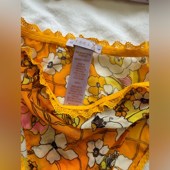 Savage x fenty bra and panty lingerie set - bra is a medium, panties are a small - Picture 3 of 4